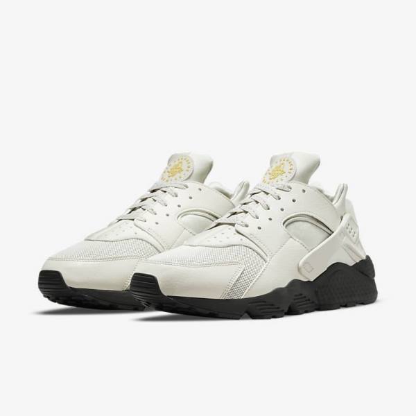 Nike Air Huarache Sneakers Herren Gold | NK516JAE