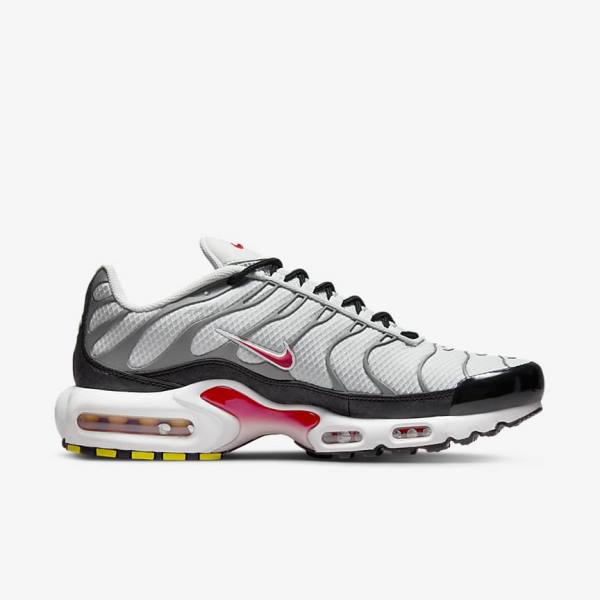 Nike Air Max Plus Sneakers Herren Grau Schwarz Rot | NK642RUV