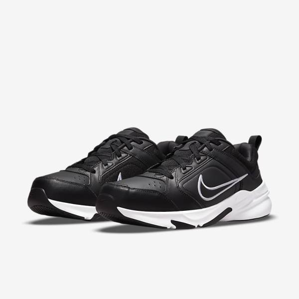 Nike Defy All Day (Extra Weite) Sportschuhe Herren Schwarz Weiß | NK507HFX