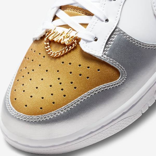 Nike Dunk Low SE Sneakers Damen Gold | NK685WGO