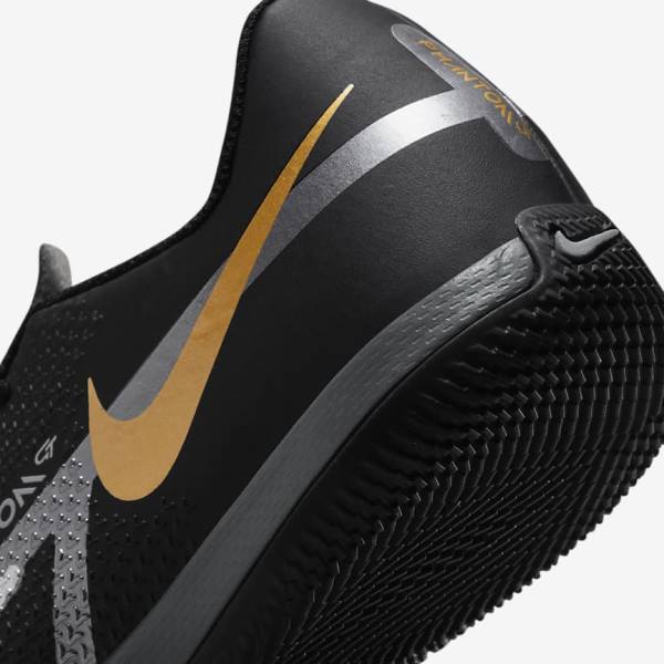 Nike Jr. Phantom GT2 Academy IC Older Indoor Court Fußballschuhe Kinder Metal Gold Metal | NK971YWM