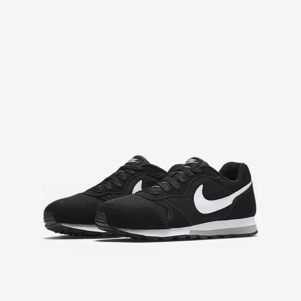 Nike MD Runner 2 Older Sneakers Kinder Schwarz Grau Weiß | NK165KSA