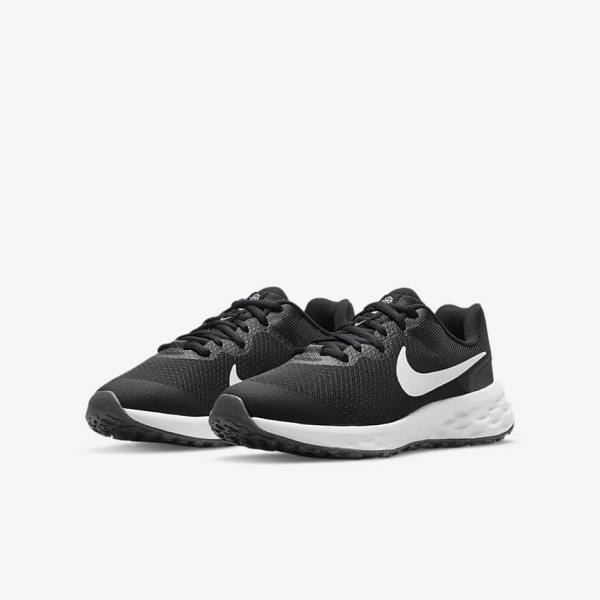 Nike Revolution 6 Older Straßen Laufschuhe Kinder Schwarz Dunkelgrau Weiß | NK296YXB